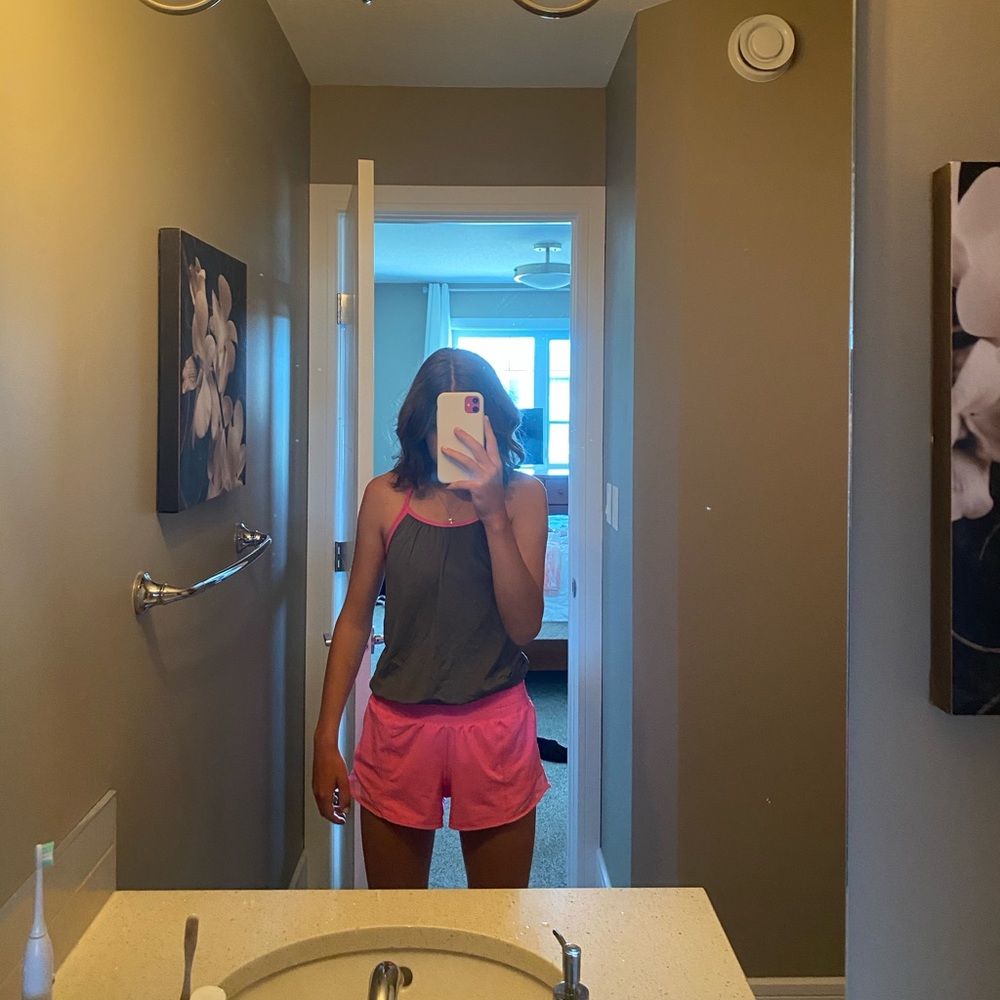 ivivva tank!